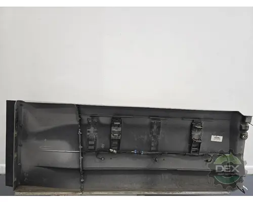 VOLVO VNL860 1644 bulb socket