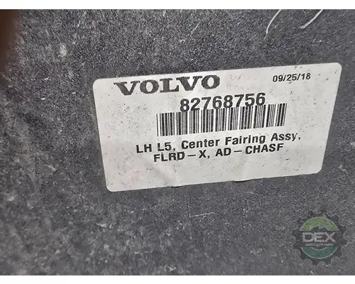 VOLVO VNL860 1644 bulb socket
