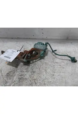 VOLVO VNL860 2931 valve