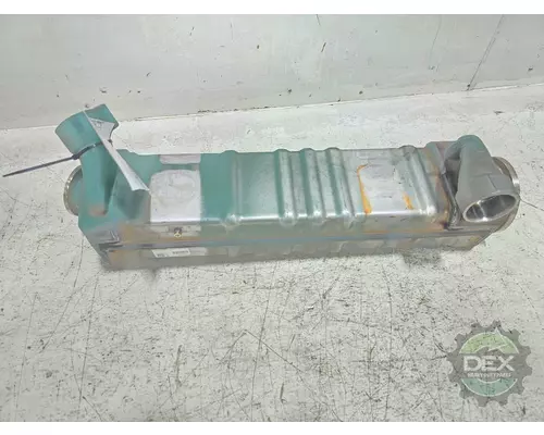 VOLVO VNL860 2932 cooler