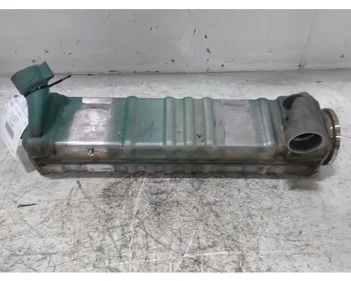 VOLVO VNL860 2932 cooler
