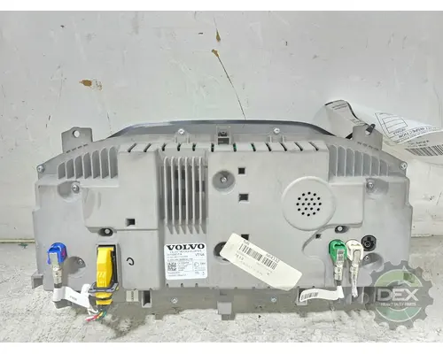 VOLVO VNL860 3811 combined instrument, complete