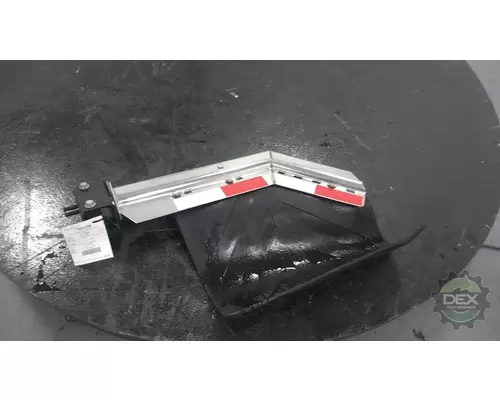 VOLVO VNL860 9224 mudguard with mounting (Trucks)