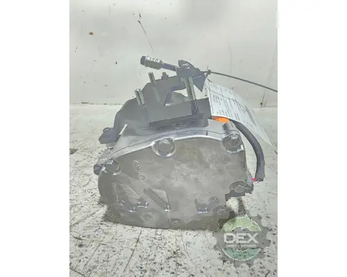 VOLVO VNL860 Air Conditioner Compressor