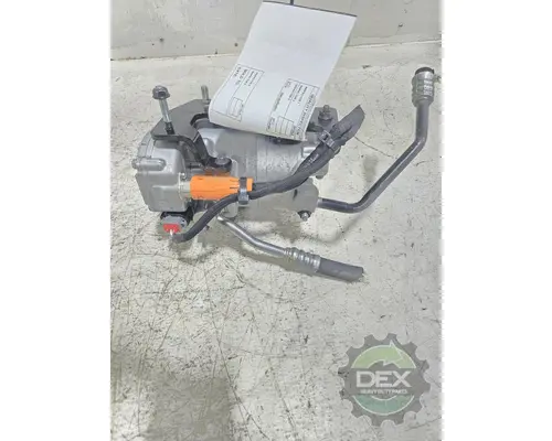 VOLVO VNL860 Air Conditioner Compressor