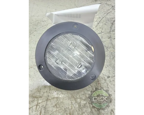 VOLVO VNL860 Backup Lamp