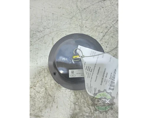 VOLVO VNL860 Backup Lamp