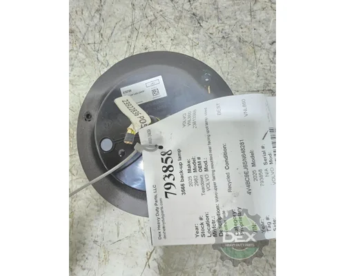 VOLVO VNL860 Backup Lamp
