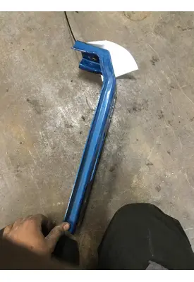 VOLVO VNL860 Brackets, Misc.