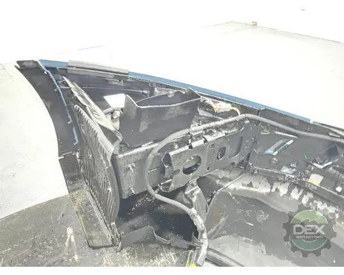 VOLVO VNL860 Bumper Assembly, Front