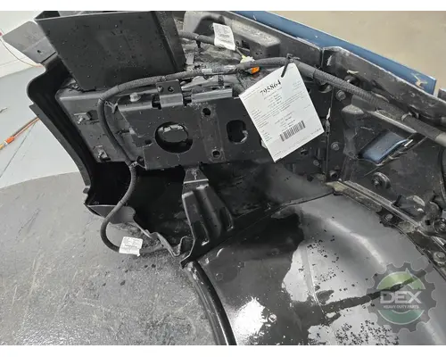 VOLVO VNL860 Bumper Assembly, Front