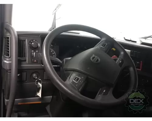 VOLVO VNL860 Cab