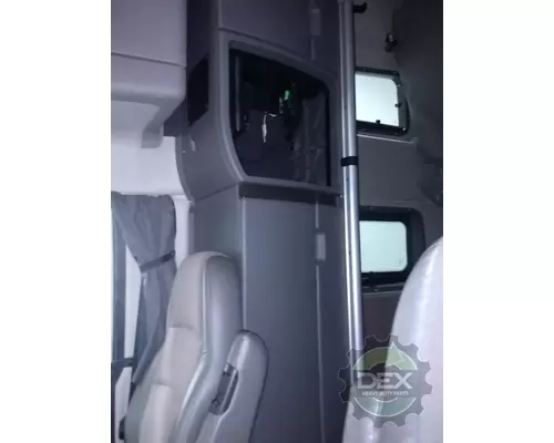 VOLVO VNL860 Cab