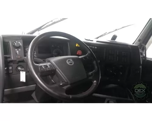 VOLVO VNL860 Cab