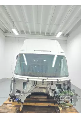 VOLVO VNL860 Cab