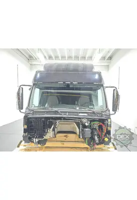 VOLVO VNL860 Cab