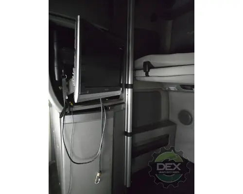 VOLVO VNL860 Cab