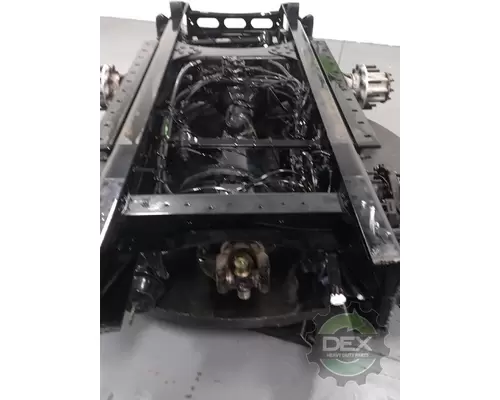 VOLVO VNL860 Cutoff Assembly (Housings & Suspension Only)