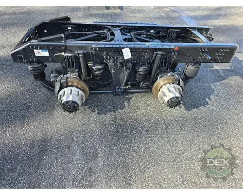 VOLVO VNL860 Cutoff Assembly (Housings & Suspension Only)