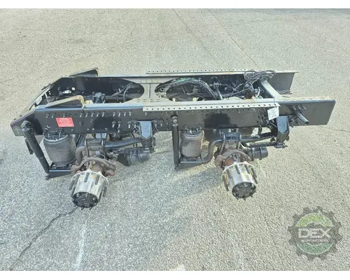 VOLVO VNL860 Cutoff Assembly (Housings & Suspension Only)