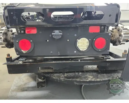 VOLVO VNL860 Cutoff Assembly (Housings & Suspension Only)