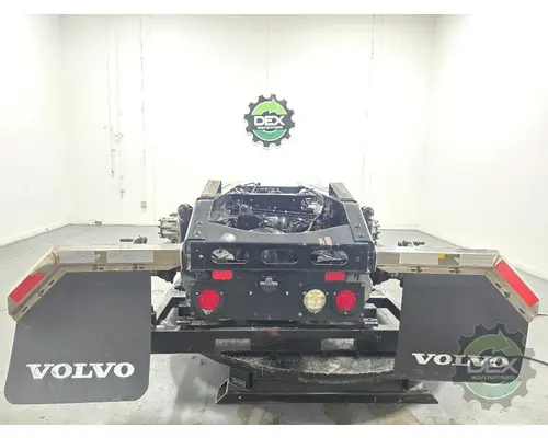 VOLVO VNL860 Cutoff Assembly (Housings & Suspension Only)