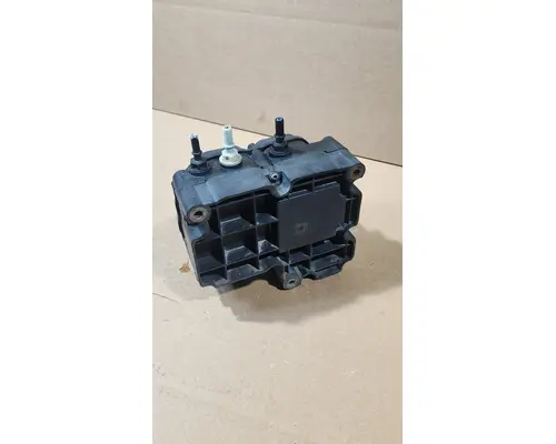 VOLVO VNL860 DEF Pump