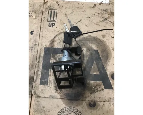 VOLVO VNL860 Engine  Power Switches