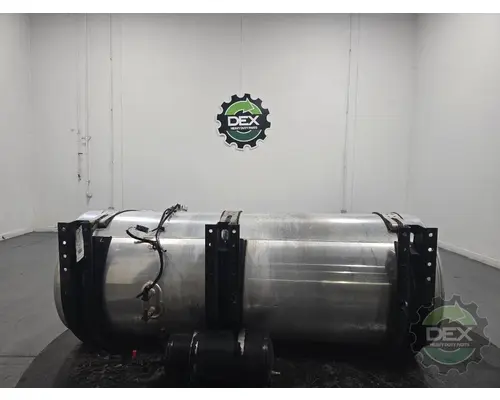 VOLVO VNL860 Fuel Tank