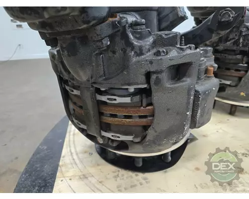 VOLVO VNL860 Hub