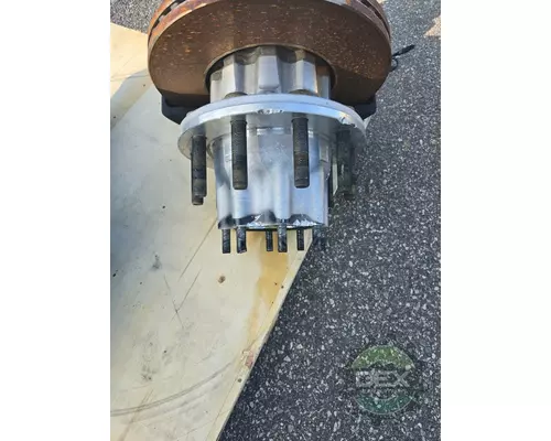 VOLVO VNL860 Hub