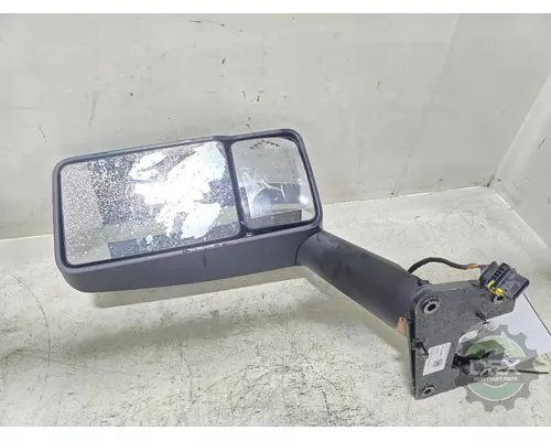 VOLVO VNL860 Mirror (Side View)