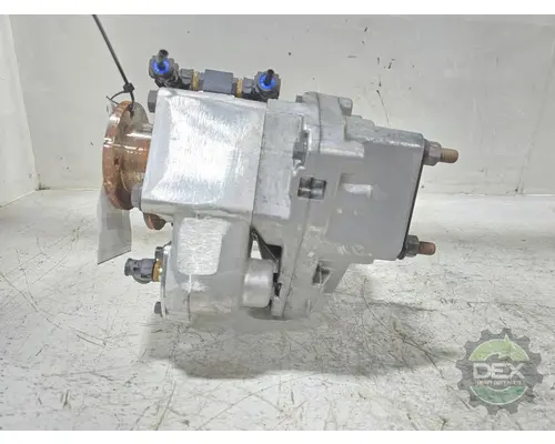VOLVO VNL860 PTO
