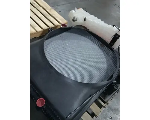 VOLVO VNL860 Radiator