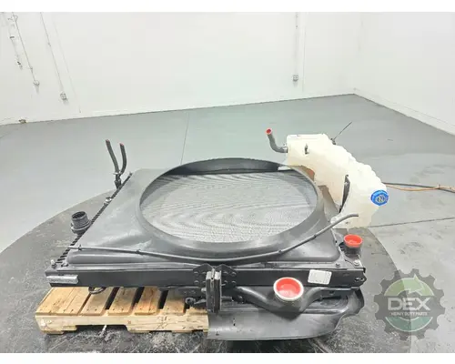 VOLVO VNL860 Radiator