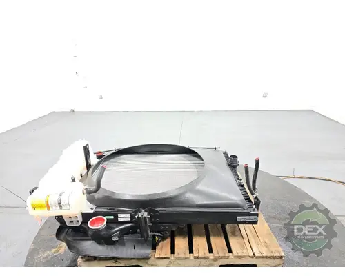 VOLVO VNL860 Radiator