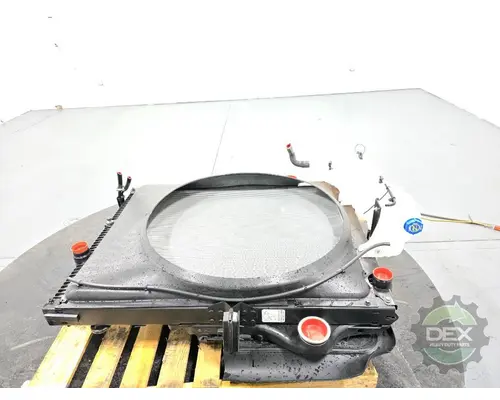 VOLVO VNL860 Radiator