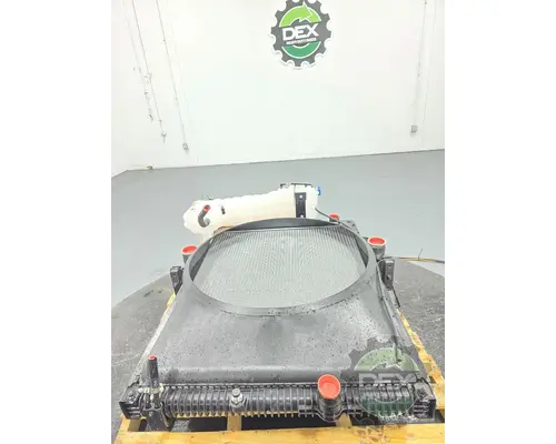 VOLVO VNL860 Radiator