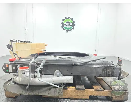 VOLVO VNL860 Radiator