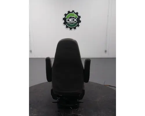 VOLVO VNL860 Seat, Front