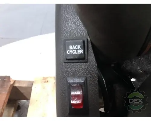 VOLVO VNL860 Seat, Front