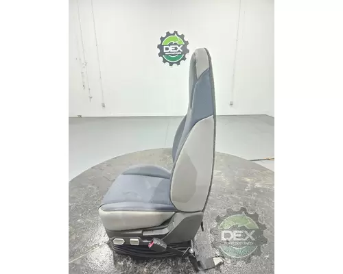 VOLVO VNL860 Seat, Front