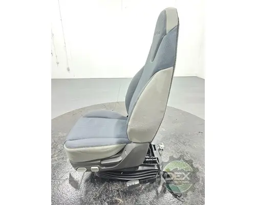 VOLVO VNL860 Seat, Front