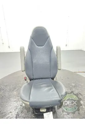 VOLVO VNL860 Seat, Front