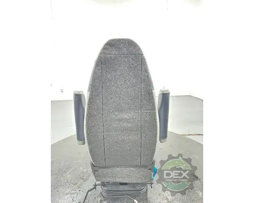 VOLVO VNL860 Seat, Front