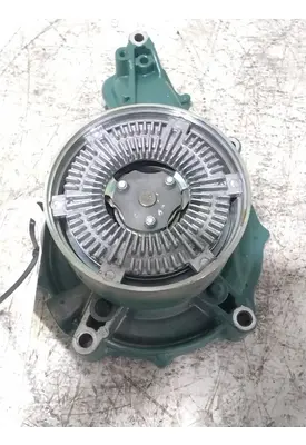 VOLVO VNL860 Water Pump