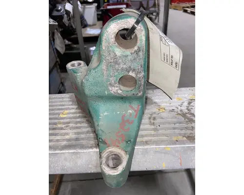 VOLVO VNL 315 Engine Mounts