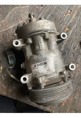 VOLVO VNL A/C Compressor