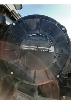 VOLVO VNL AIR CLEANER