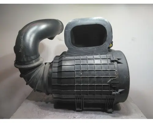 VOLVO VNL AIR CLEANER